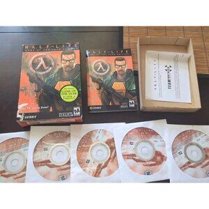 Half-Life Game of the Year Edition PC Small Box Edition Used Condition